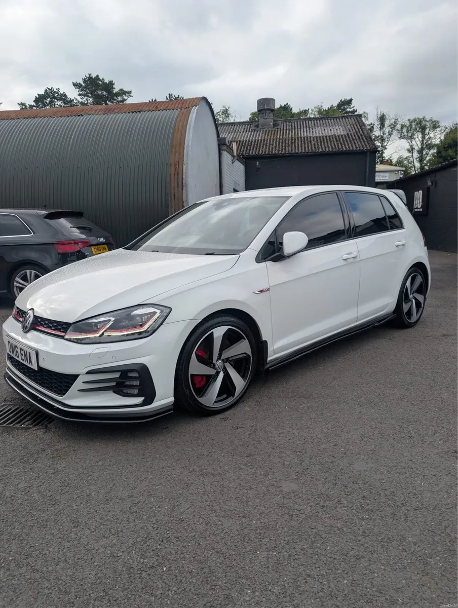 Volkswagen - Image 4