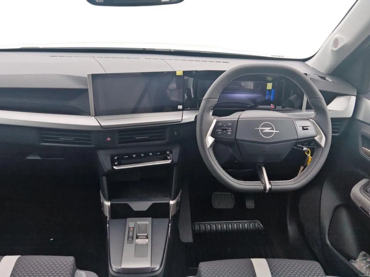 Opel Frontera Hybrid GS 1.2 136hp automatic 7 Seat - Image 2