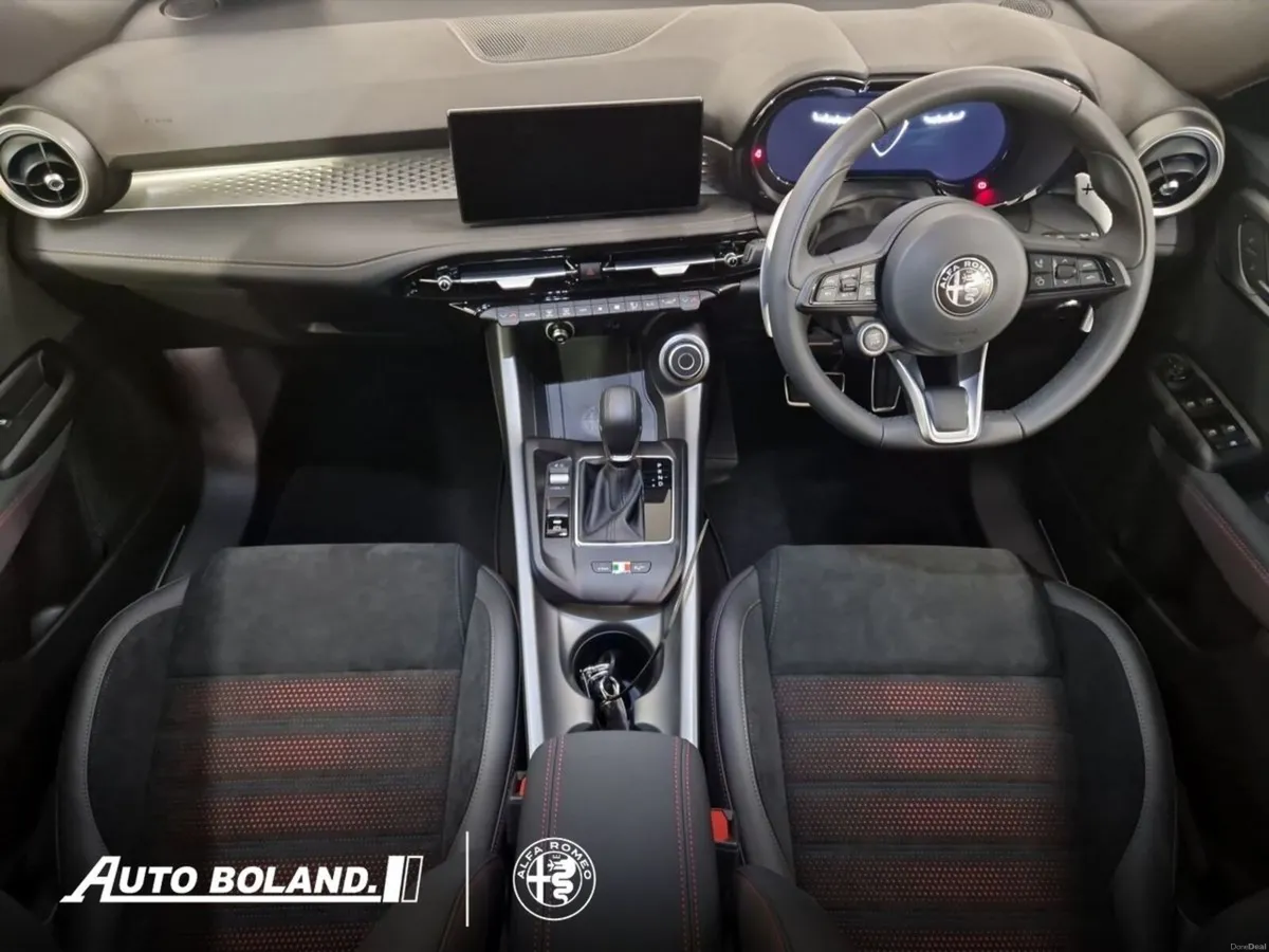 Alfa Romeo Tonale Veloce 1.3 280 PHEV - Image 4