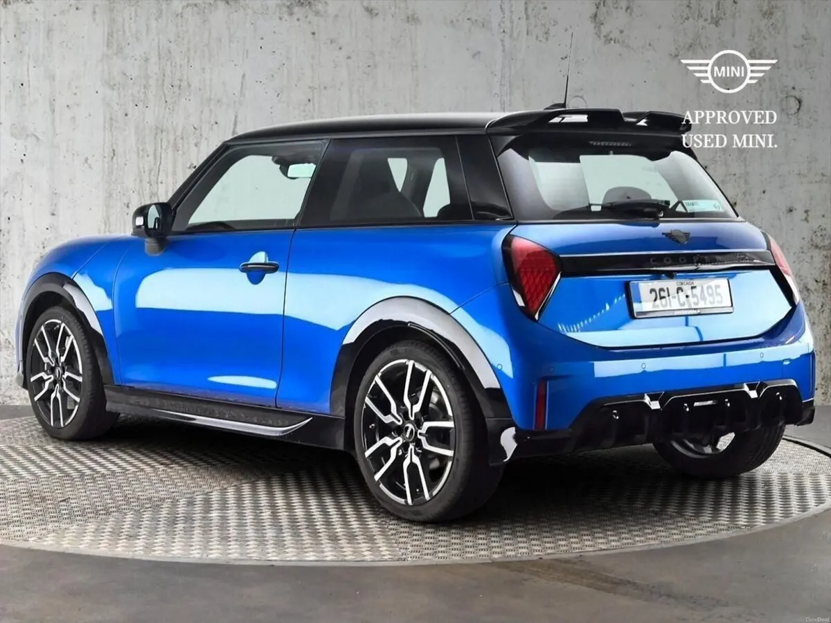 Mini Cooper Cooper C 3 Door - Image 2