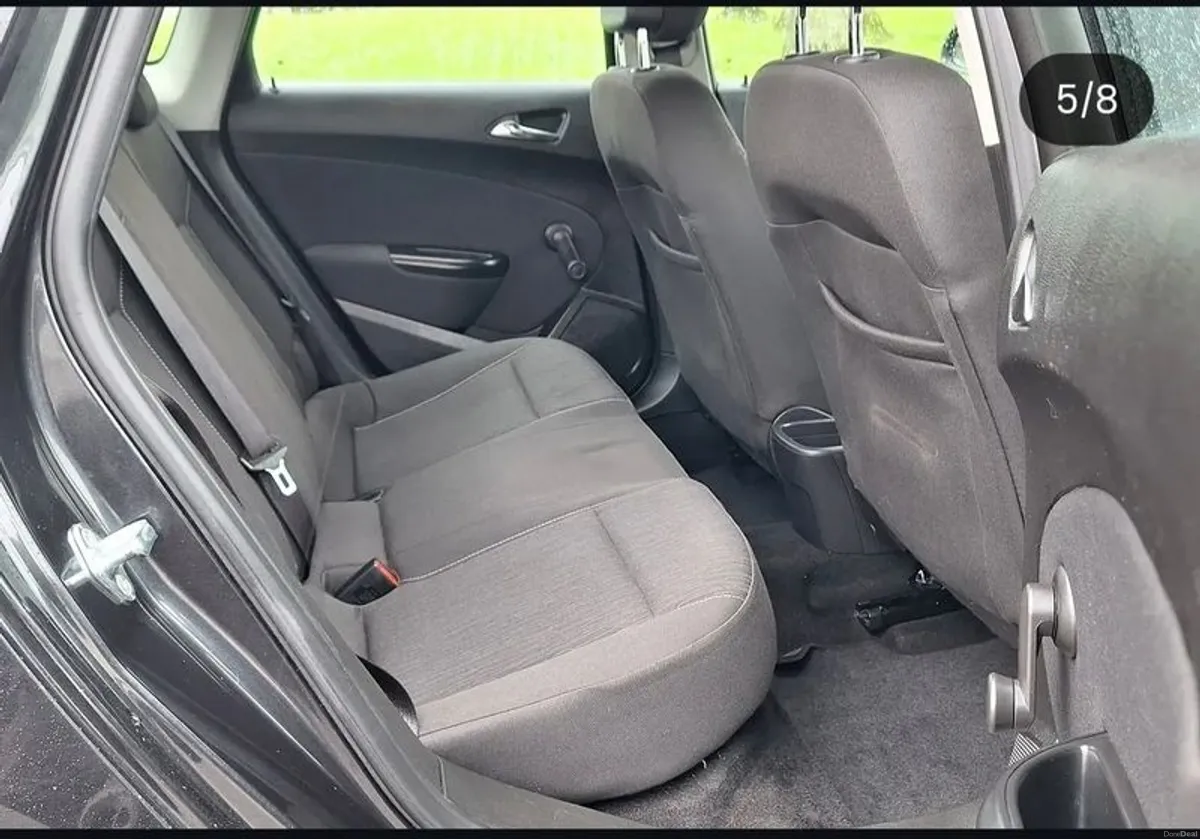2014 Opel Astra - Image 5