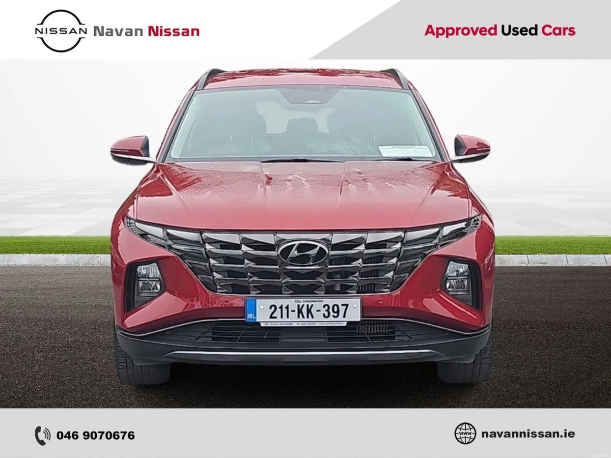 Hyundai Tucson 2WD Executive Plus *4.9% APR!* - Image 2