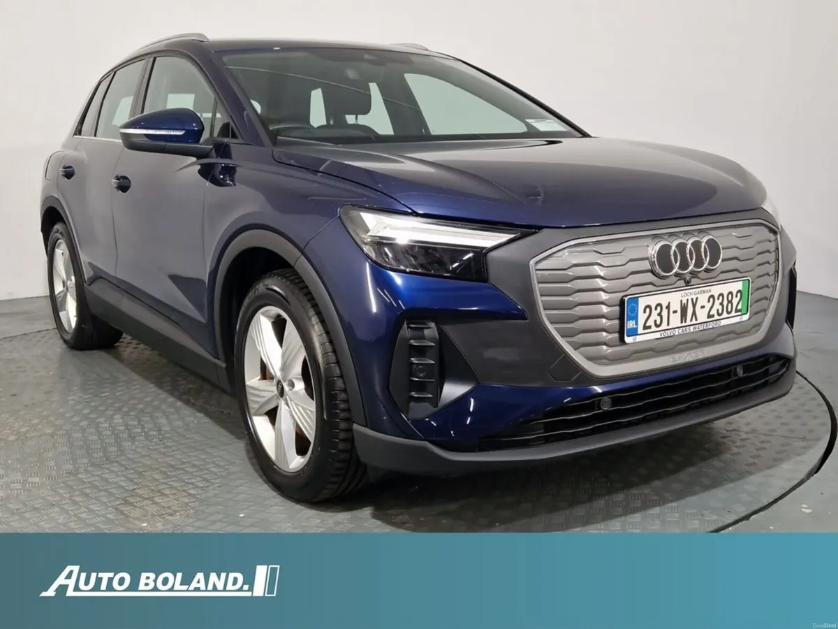 Audi Q4 e-tron Advance - Image 1