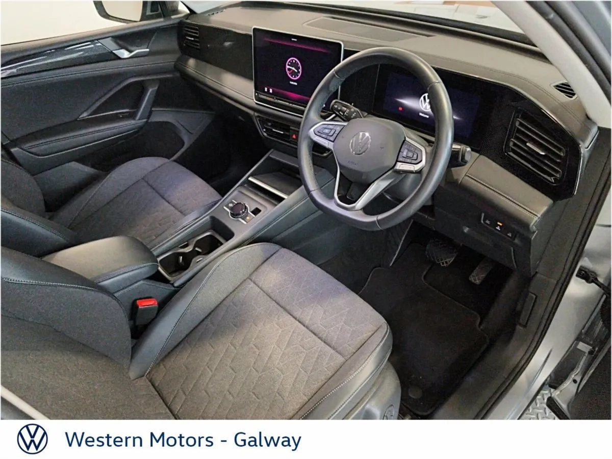 Volkswagen Tiguan Launch Edition New Model 2.0 TDI - Image 5