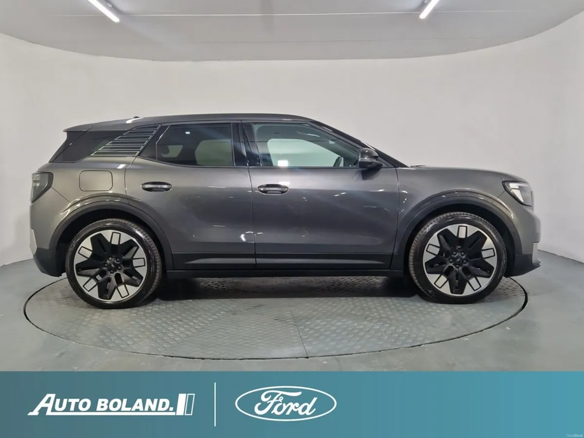 Ford Explorer Premium 77kWh Extended Range RWD - Image 2