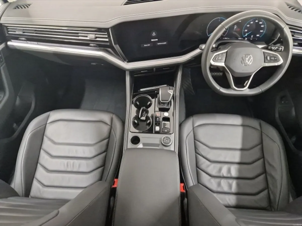 Volkswagen Touareg 3.0 TSI PHEV ELEGANCE - Image 4