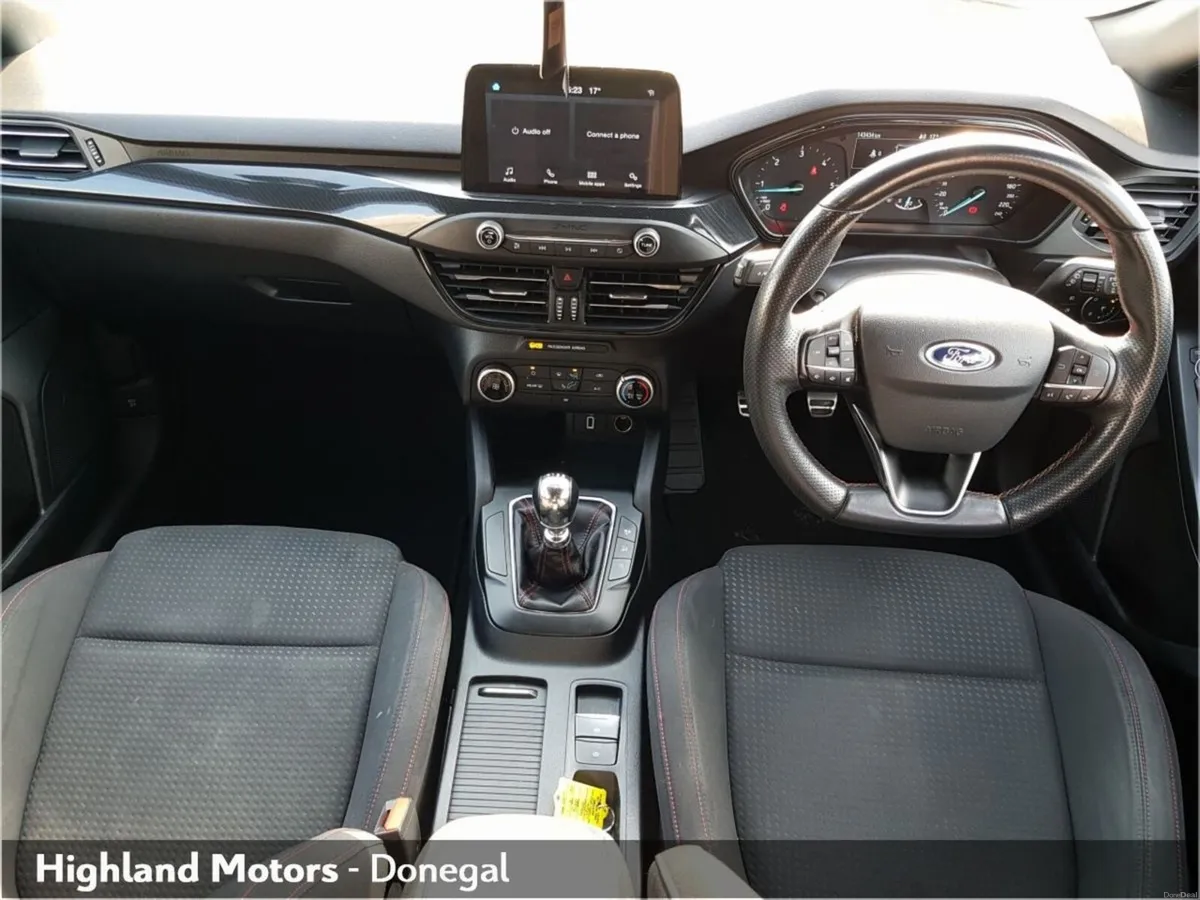 Ford Focus 1.5 TDCi 120PS ST-Line - Image 2