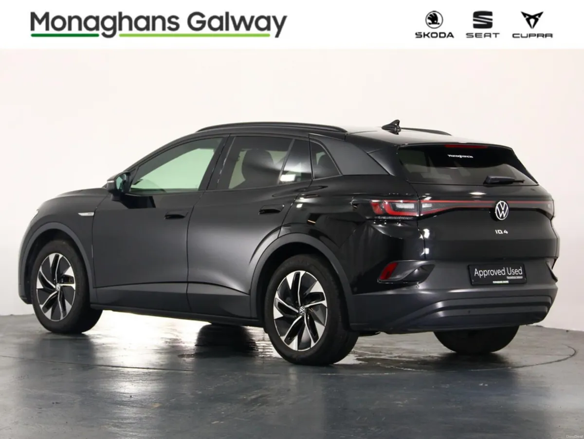 Volkswagen ID.4 LIFE 52KWH AUTO - Image 6
