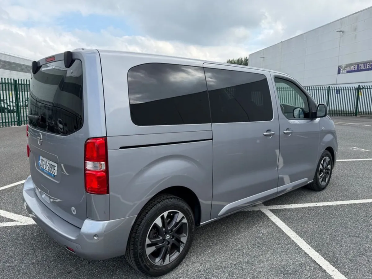 Citroen Spacetourer 2.0 DIESEL, 8 SEATS, HUGH SPEC - Image 5