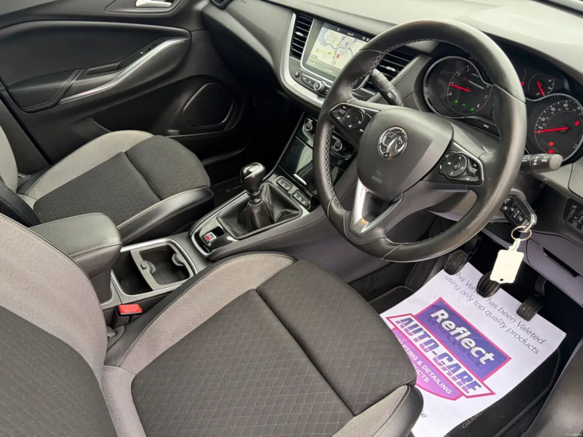 Vauxhall Grandland X 1.2 SPORT NAV 13 130PS S/S 5D - Image 2