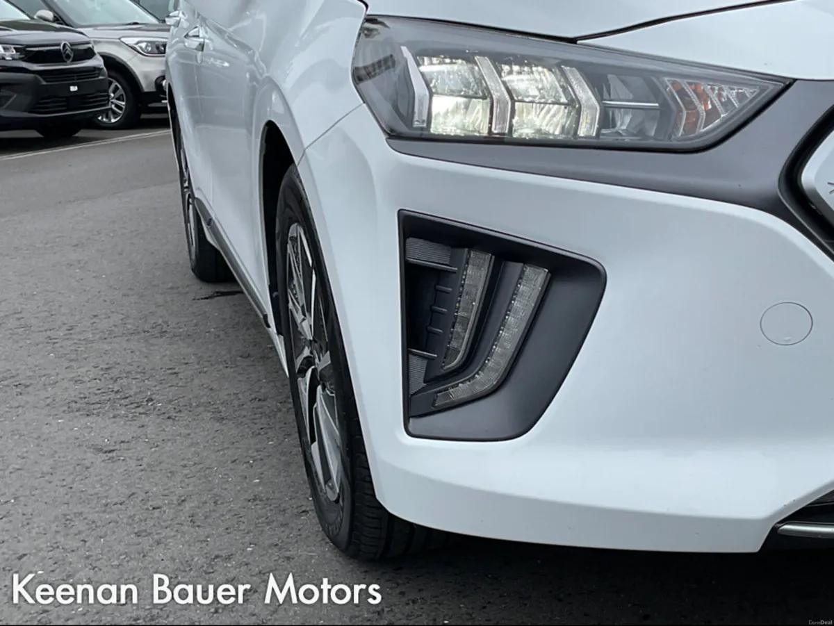 Hyundai IONIQ EV PREMIUM 5DR AUTO - Image 5