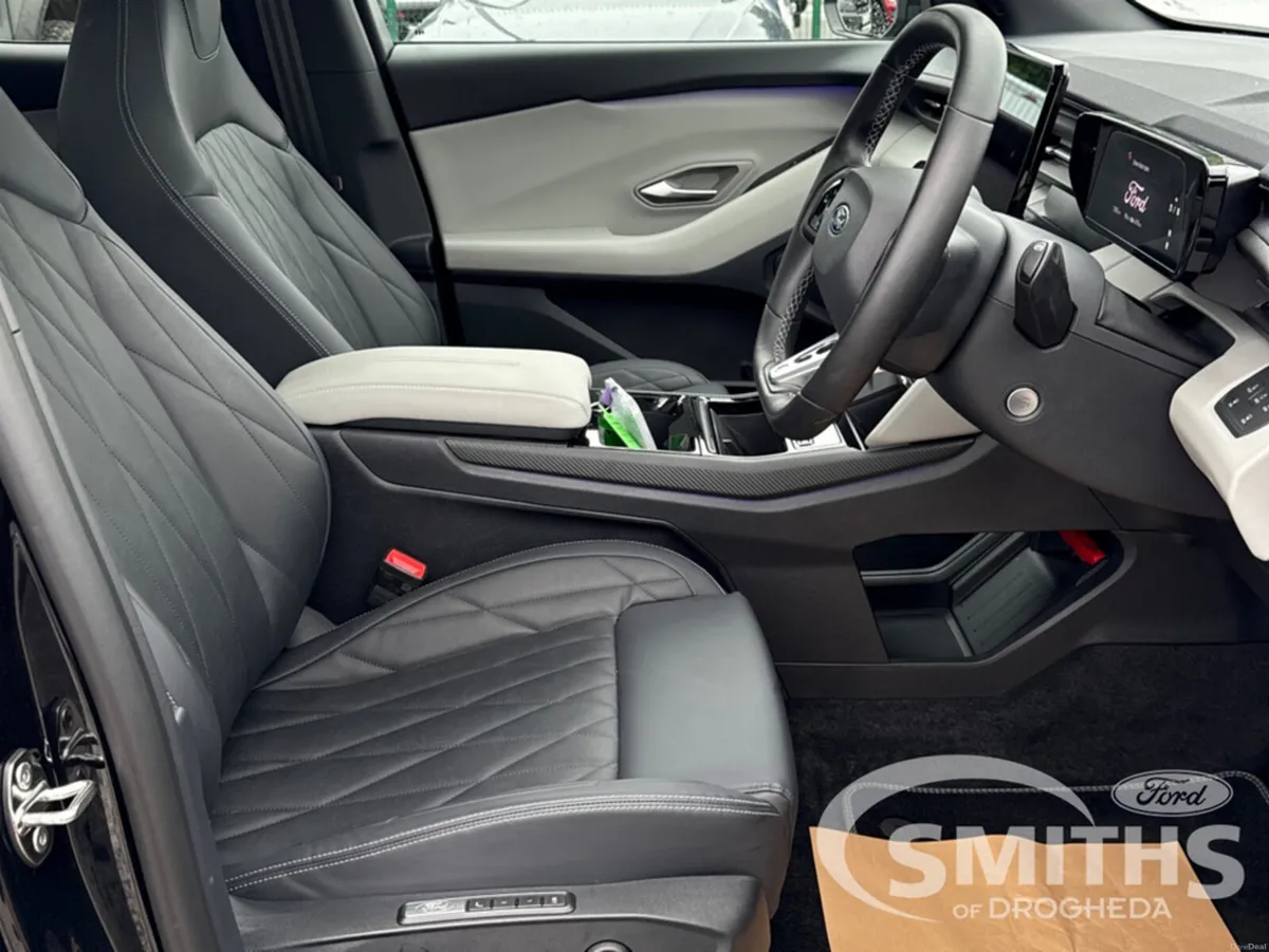 Ford Capri PREMIUM EXTENDED RANGE - Image 4