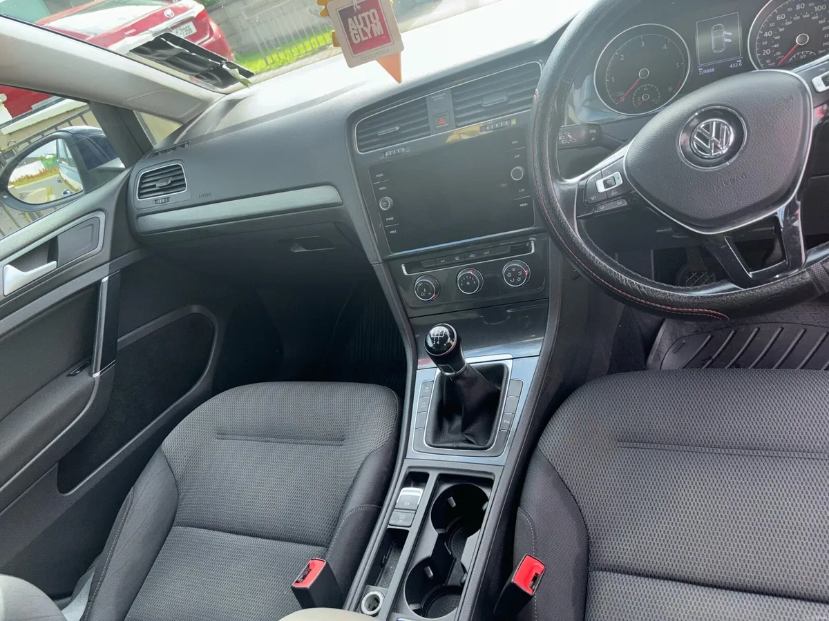 172 Volkswagen Golf TDI SE - Image 5