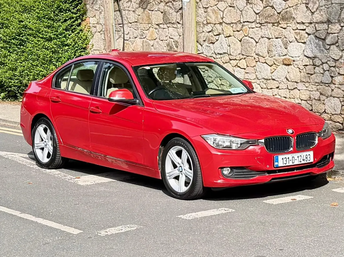 BMW 3-Series 2013!!! AUTO !! LEATHER - Image 2