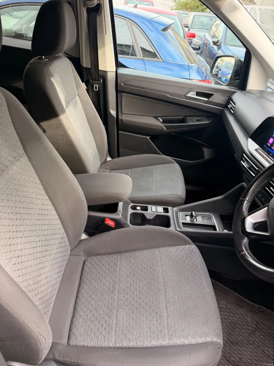 Ford Tourneo Connect 2023 2.0 Automatic taxi spec - Image 5