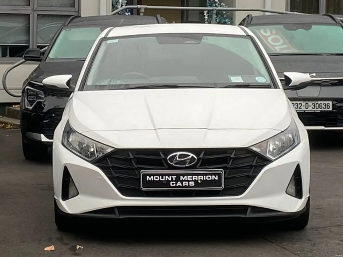 Hyundai i20 Deluxe Plus 5DR - Image 3