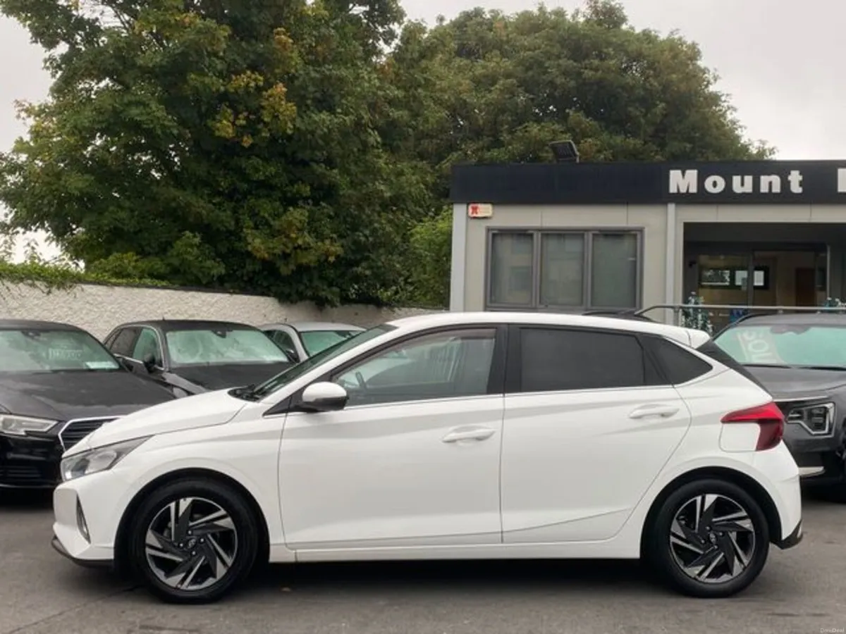 Hyundai i20 Deluxe Plus 5DR - Image 5