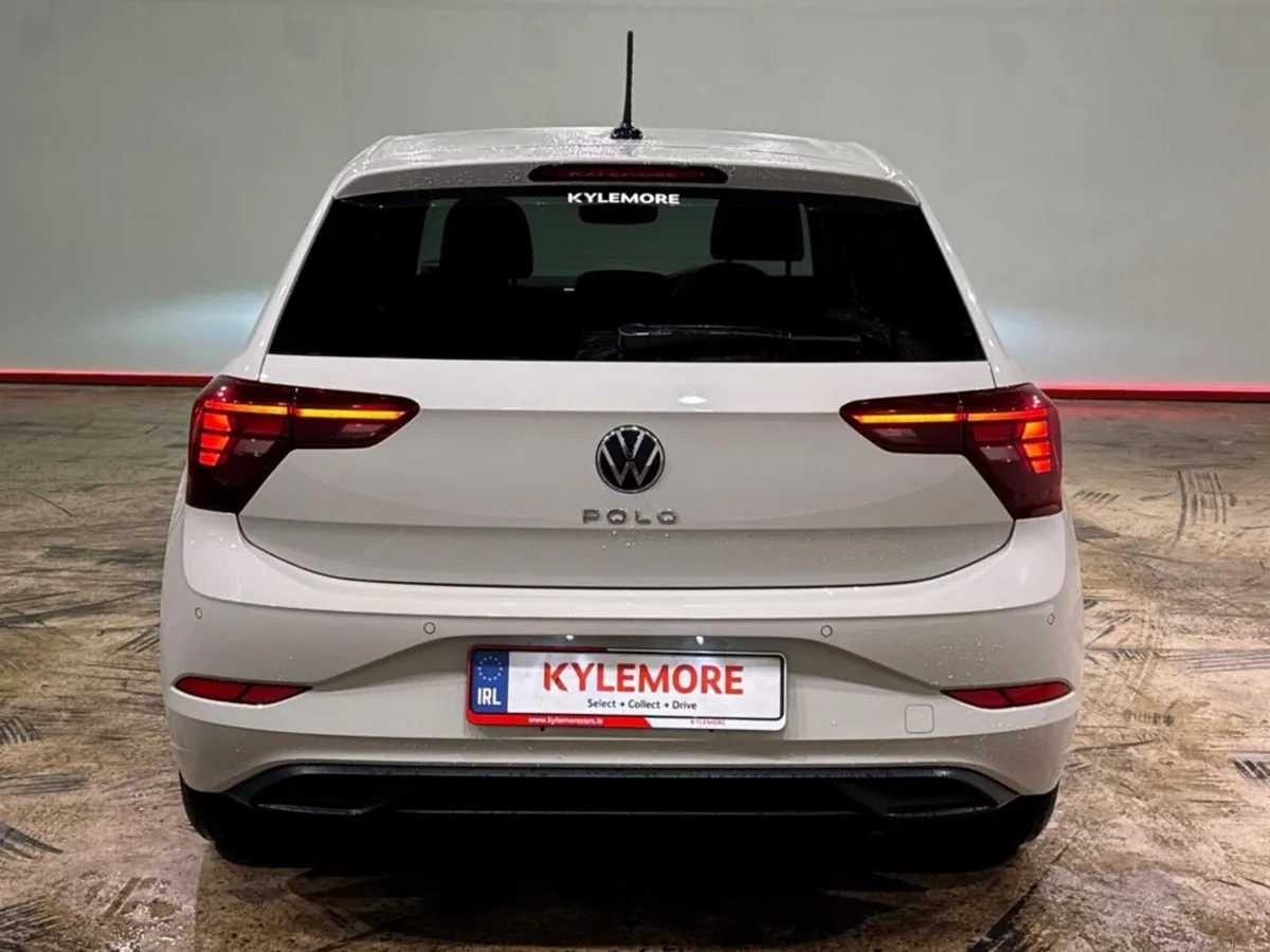 Volkswagen Polo 1.0 AUTOMATIC - FACTORY ALLOYS - R - Image 4