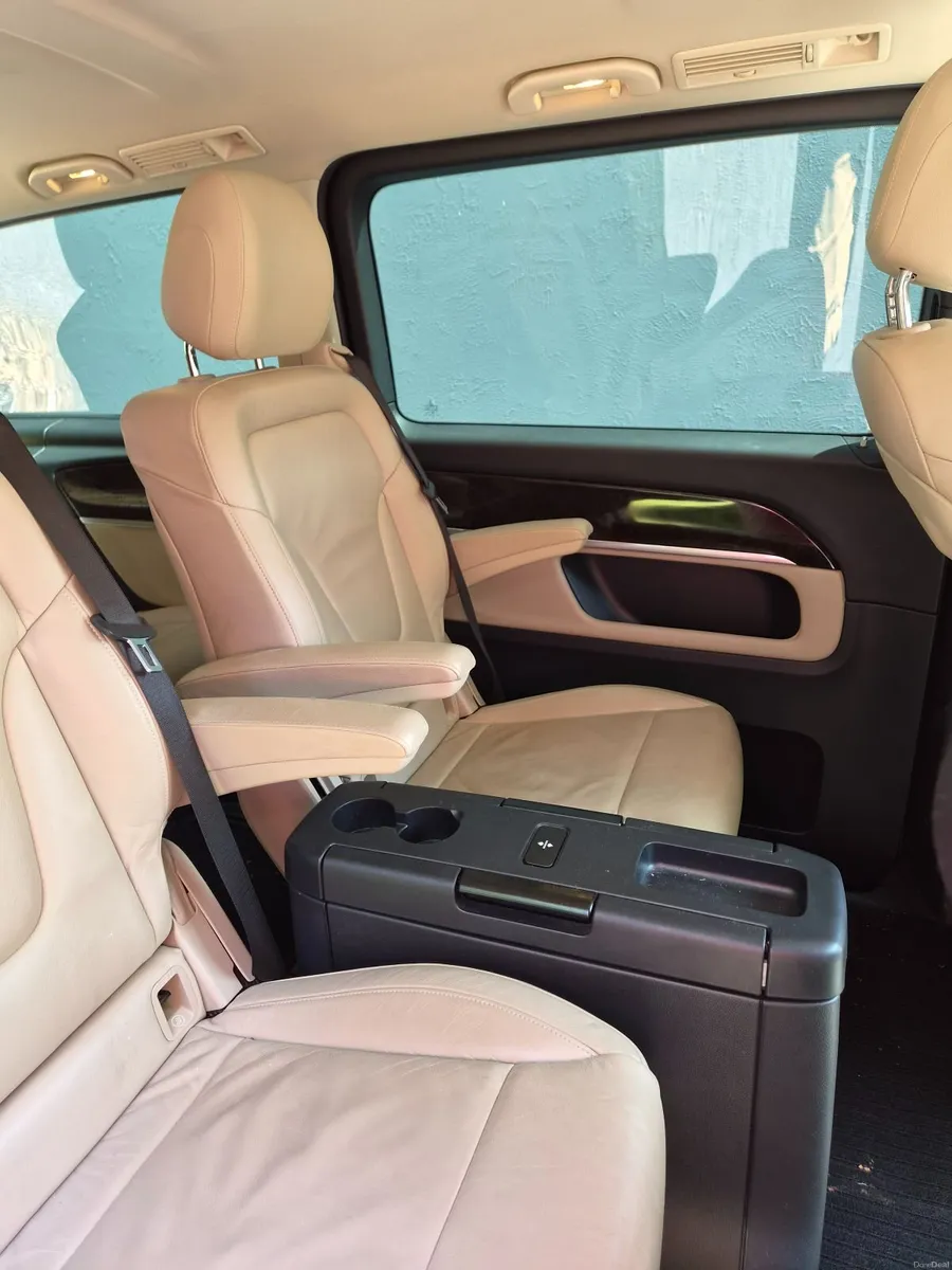 Mercedes-Benz V-Class 2017 - Image 6
