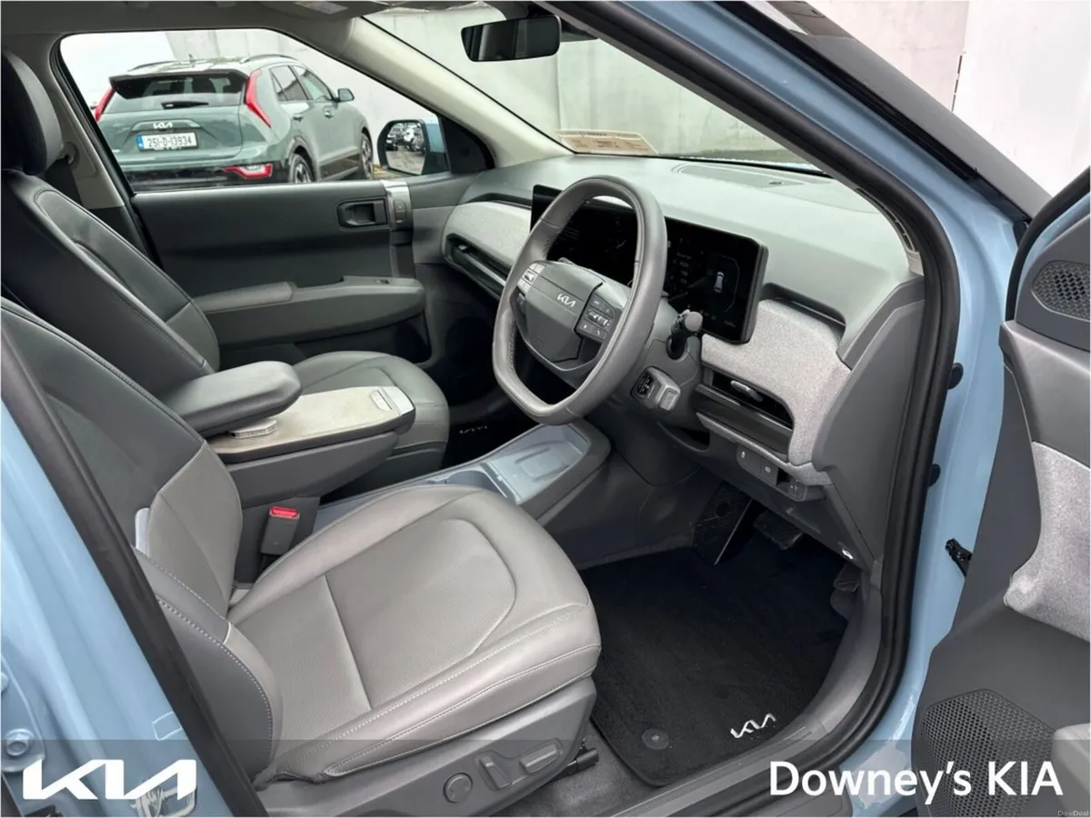 Kia EV3 Earth  81 kWh EV - Image 2