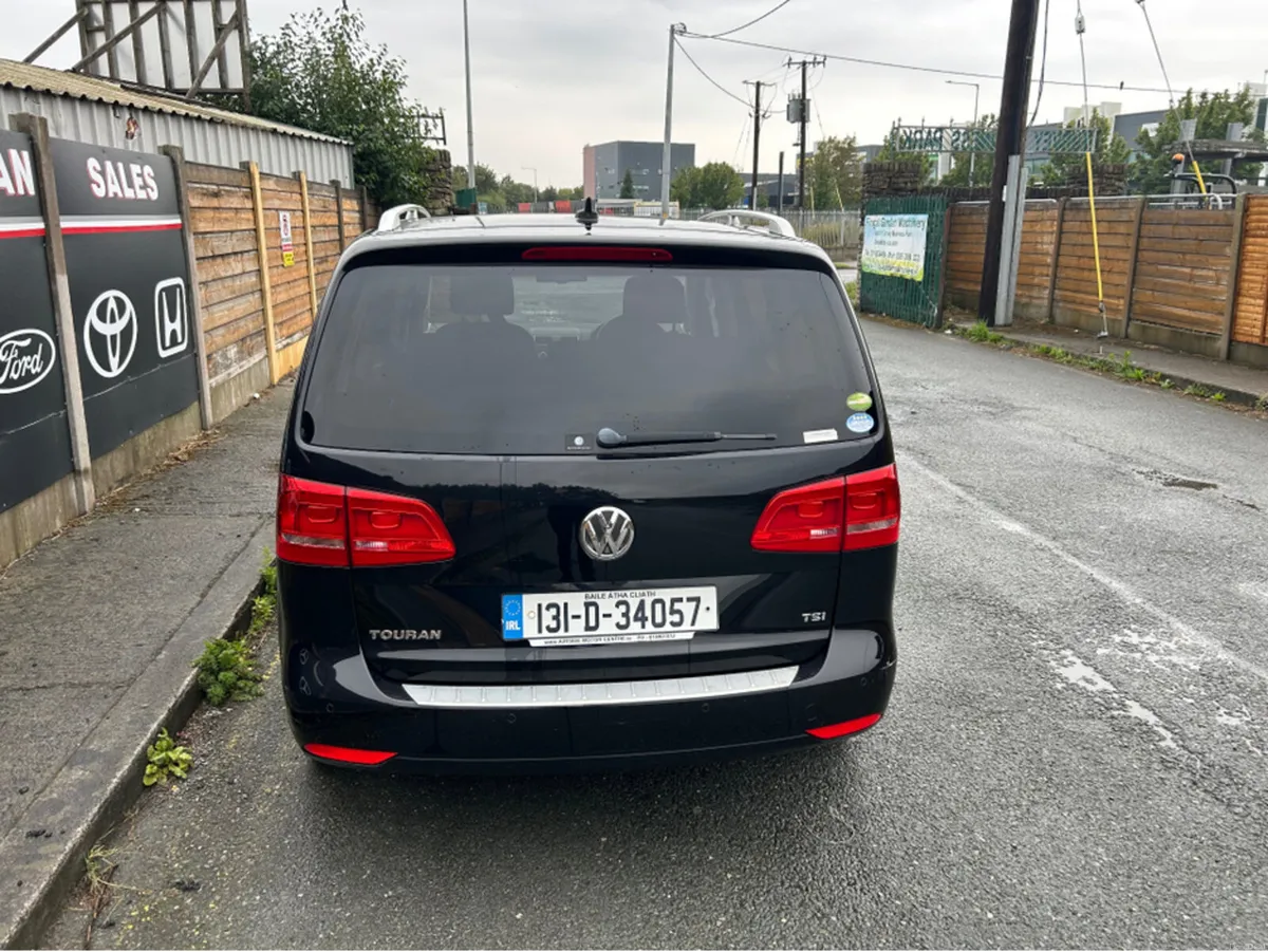 Volkswagen Touran 1.4 FSI HIGHLINE 5DR AU AUTO - Image 5