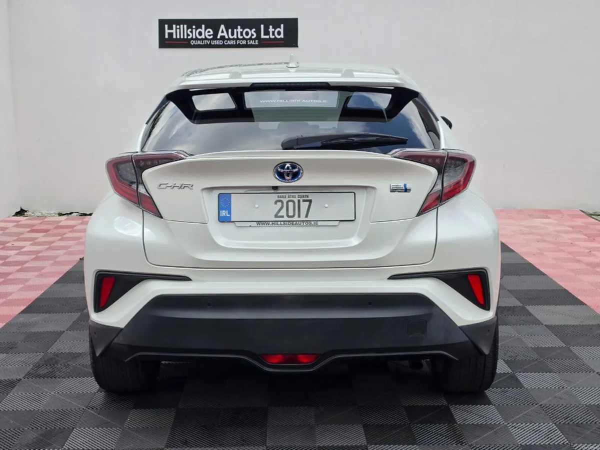 Toyota C-HR G-LED EDITION 1.8 PETROL HYBRID AUTOMA - Image 6