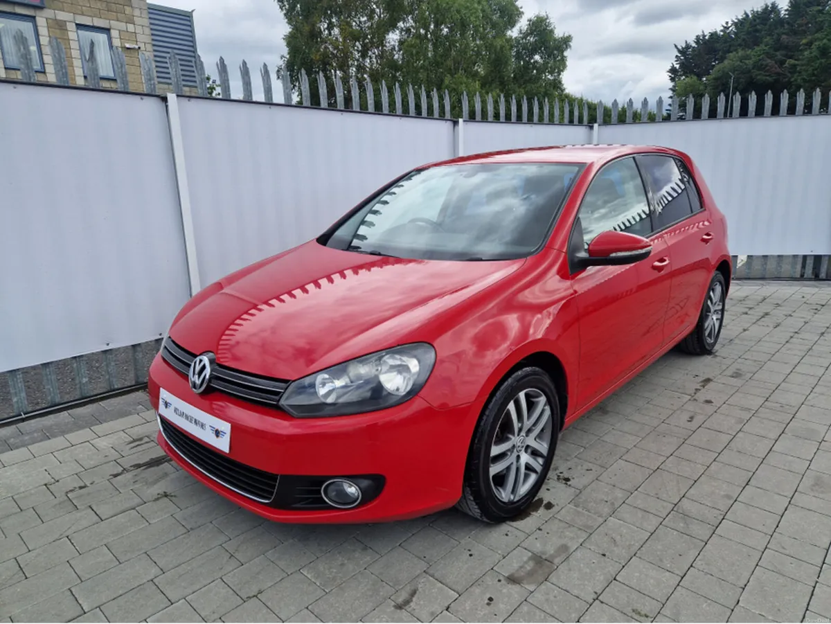 Volkswagen Golf 1.2 PETROL AUTO - Image 4