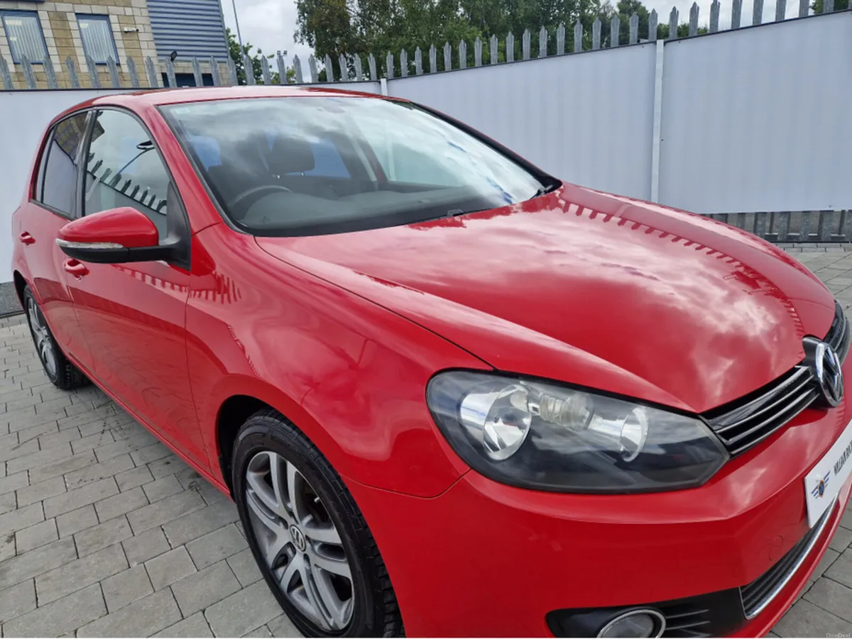 Volkswagen Golf 1.2 PETROL AUTO - Image 2