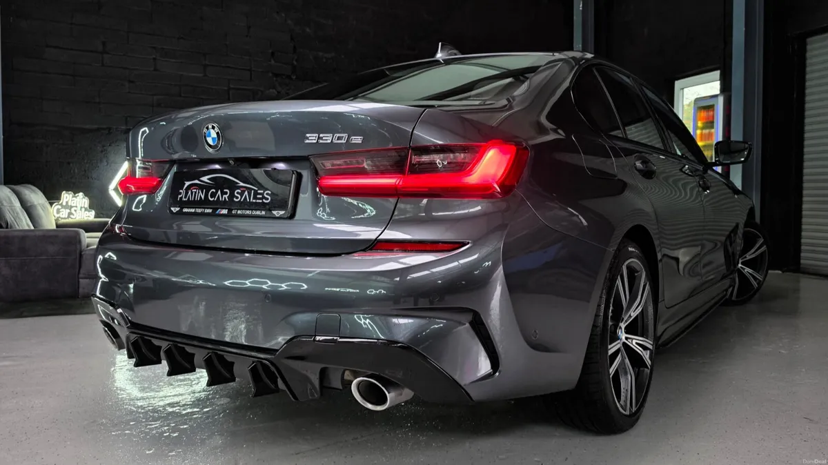 🔥2020 BMW 330e Msport PRO Petrol plug in Hybrid - Image 5