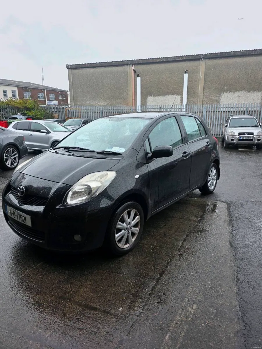 Toyota yaris - Image 2