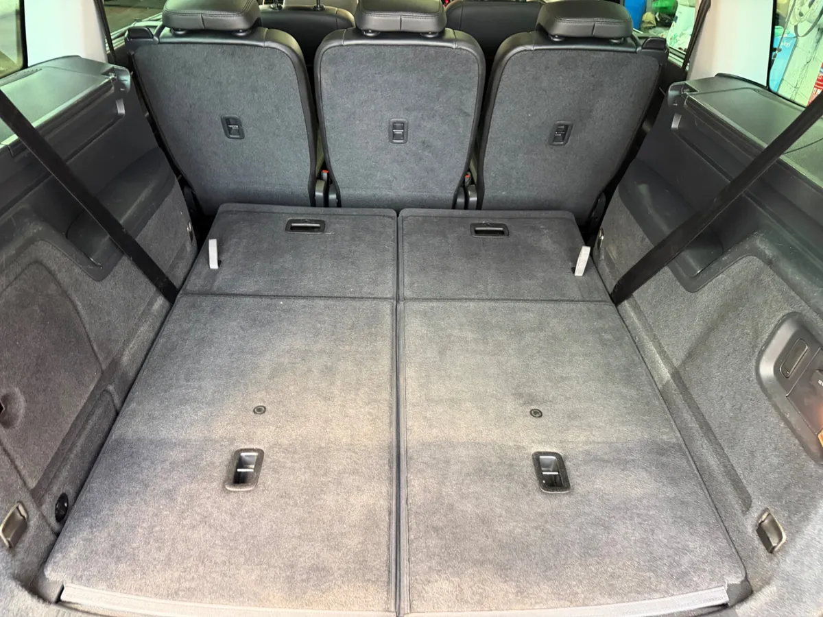 2017 Volkswagen Sharan 2.0 Tdi Highline - Image 6