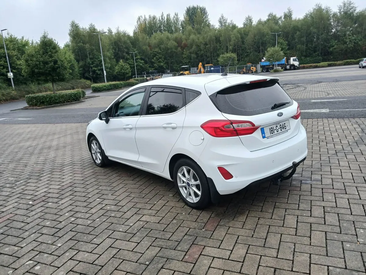 Ford Fiesta 2018 - Image 2