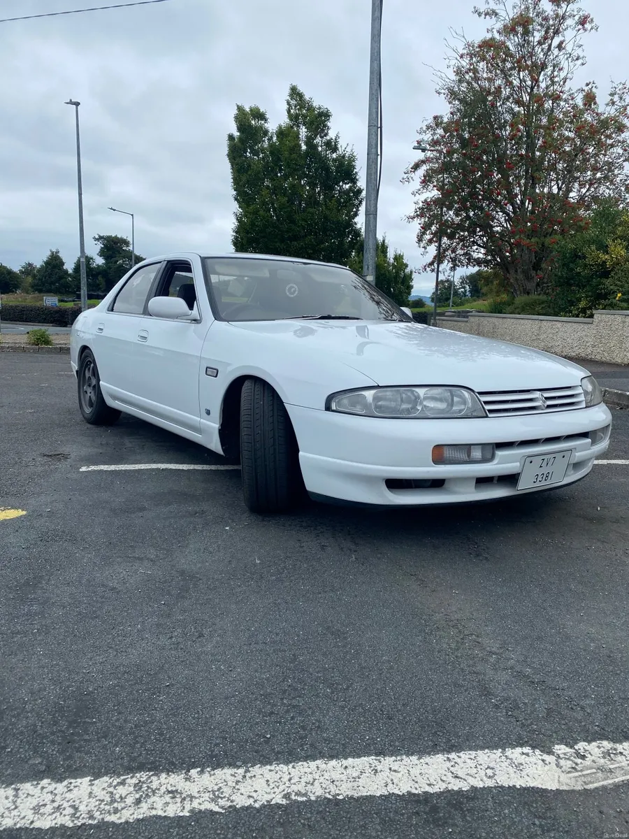 Nissan Skyline 1994 r33 - Image 6
