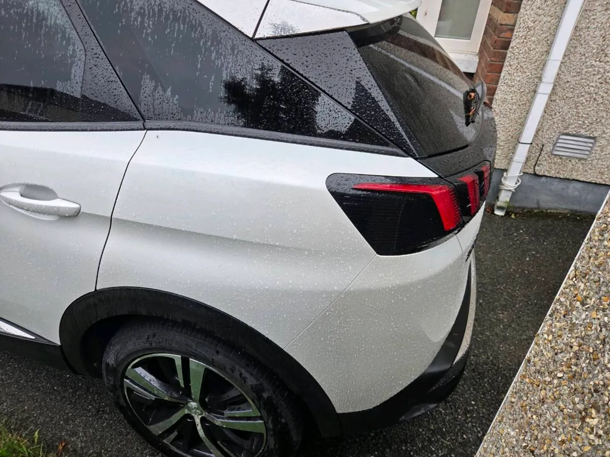 PEUGEOT 3008 ALLURE 1.2 - Image 5