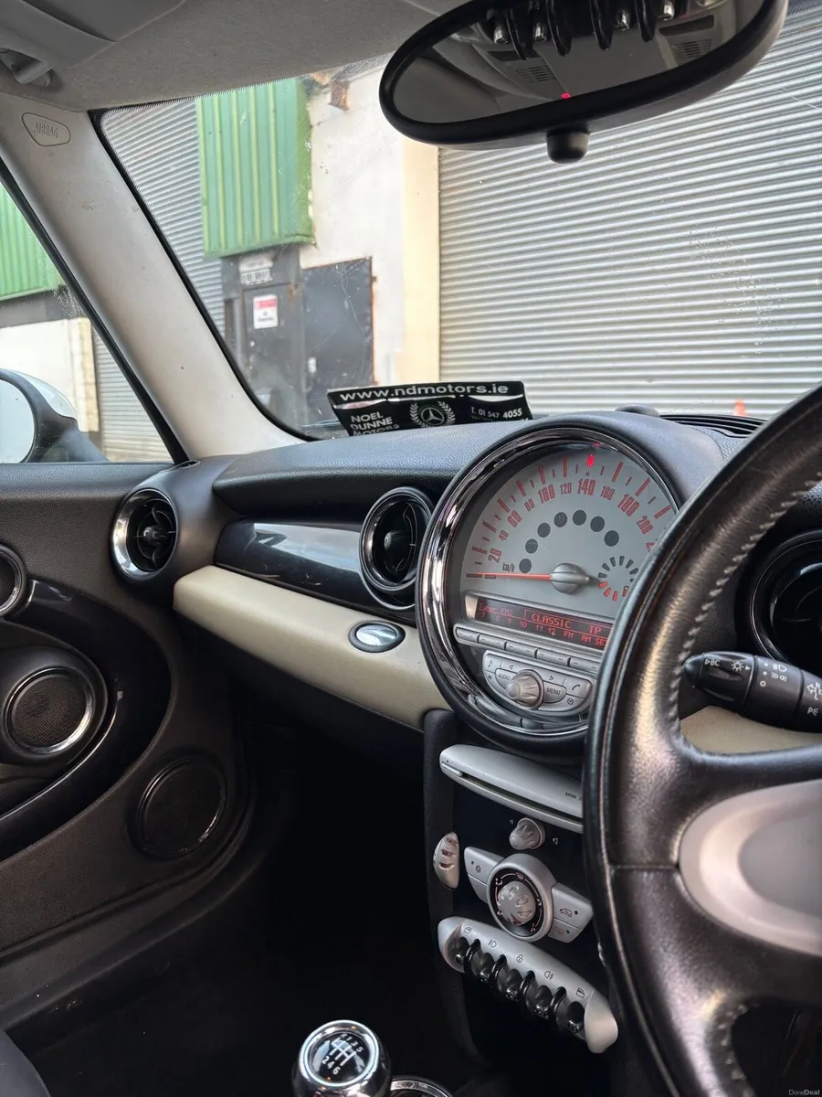 car - Image 5