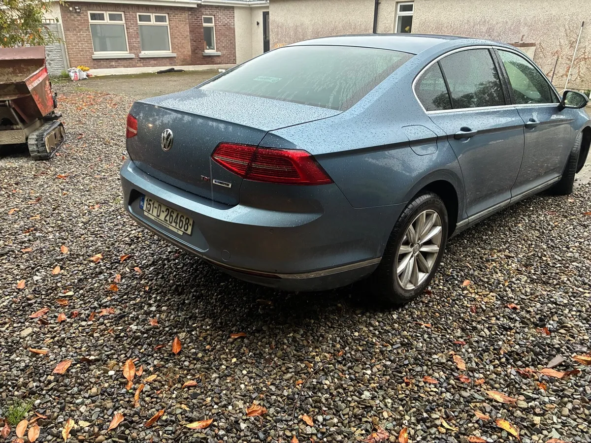 Volkswagen Passat 2015 - Image 1