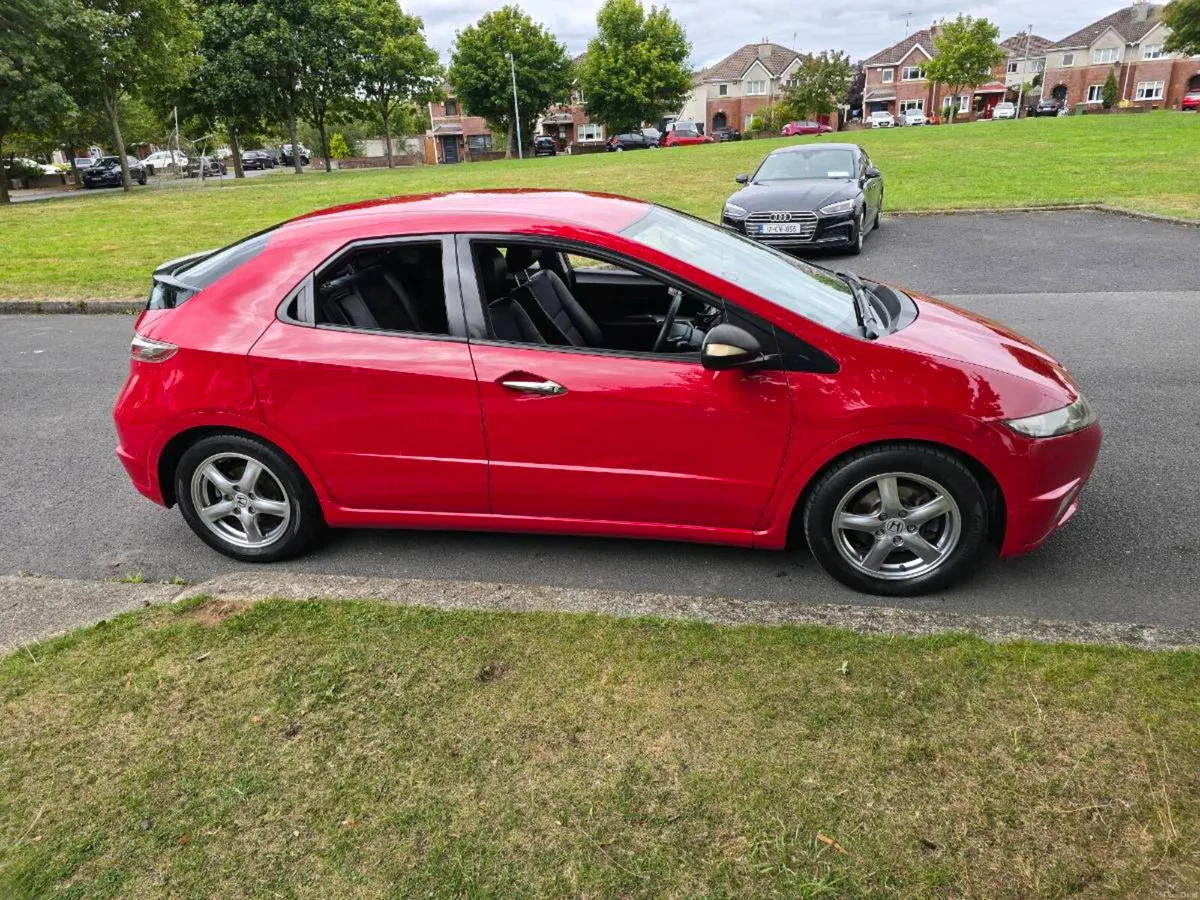 Honda Civic - Image 5
