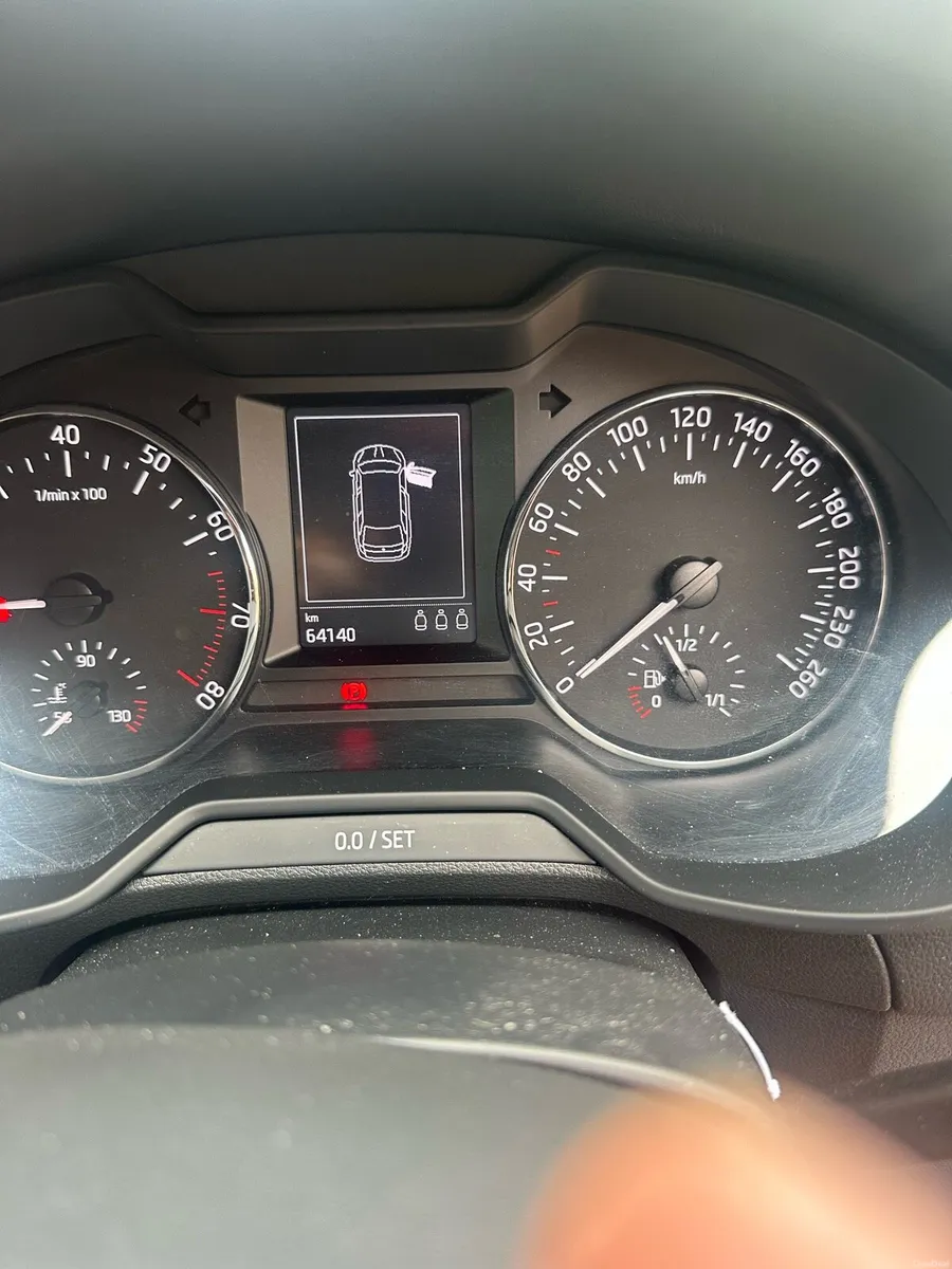 Skoda Octavia Estate - Image 4