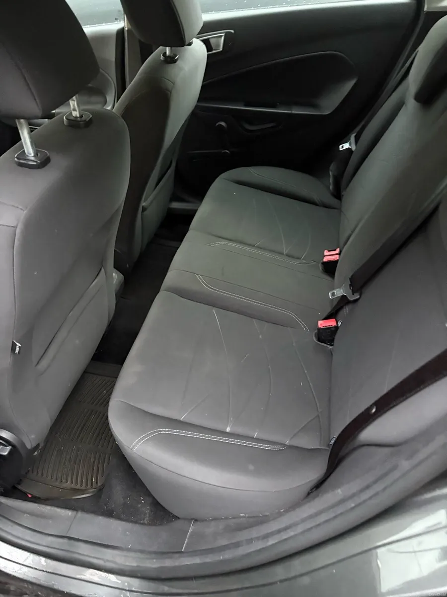 Ford Fiesta - Image 5