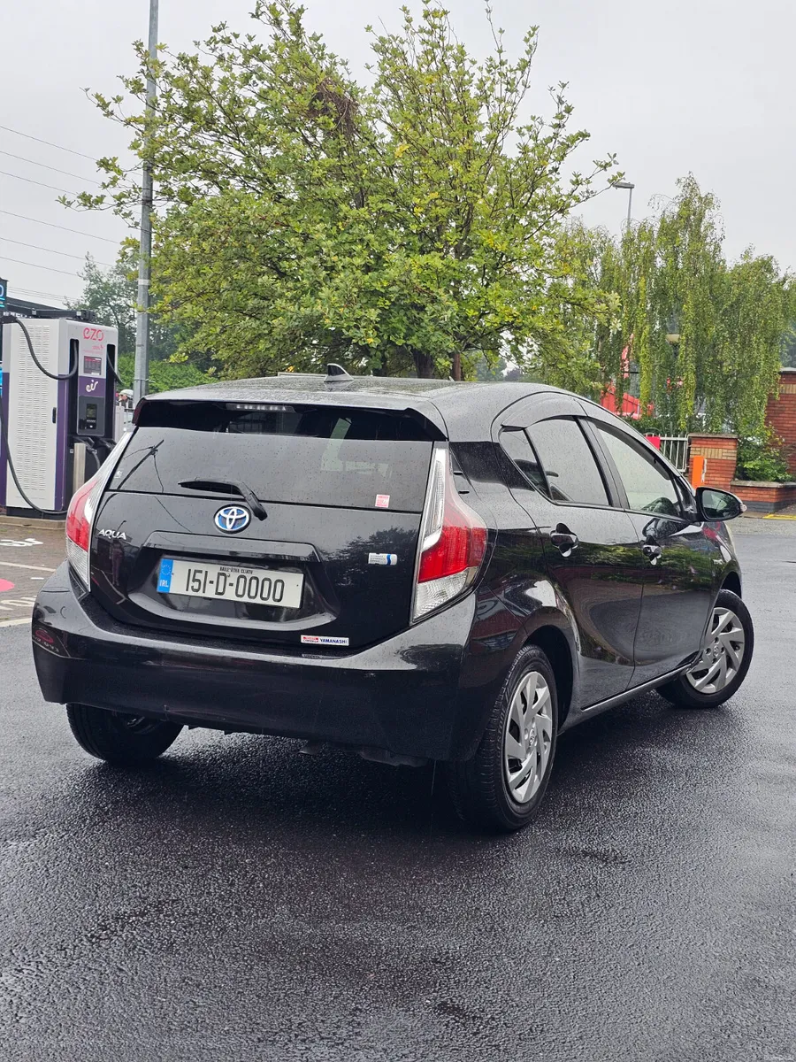 Toyota Aqua 2015 - Image 3