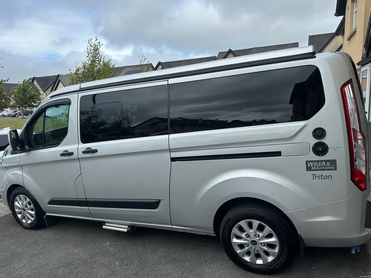 Camper van - Image 2