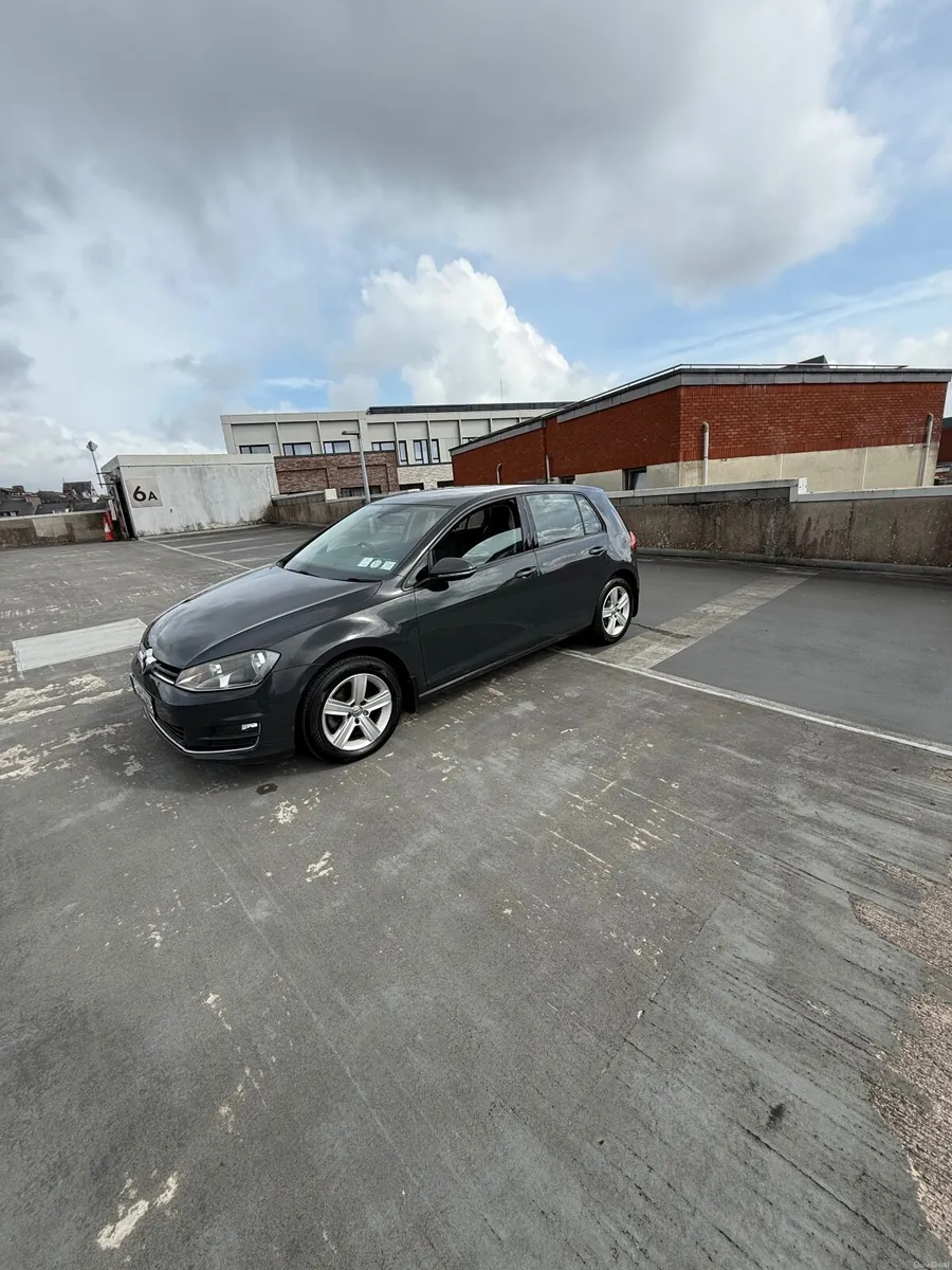 Volkswagen Golf 2014 - Image 1