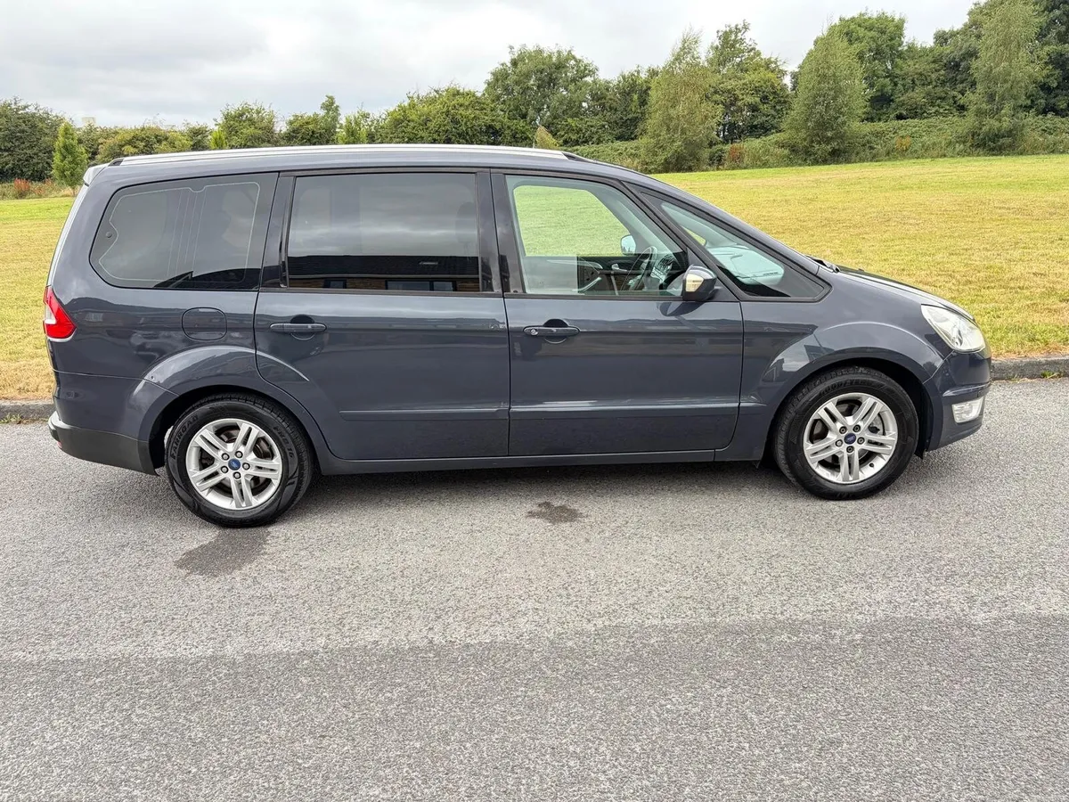 Ford Galaxy - Image 4