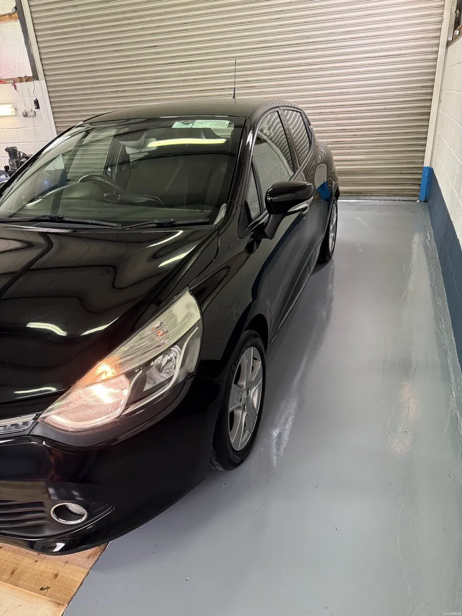 Renault Clio - Image 6