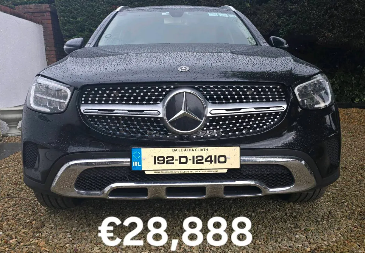 GLC 200d, perfect condition, Full history - Image 1