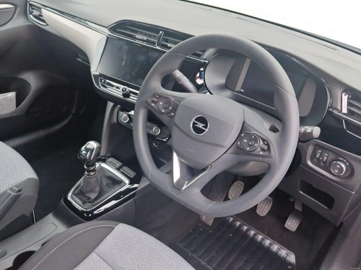 Opel Corsa Elegance 1.2 100hp 6-speed manual - Image 5