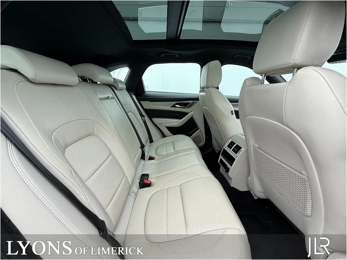Jaguar F-Pace 2.0D I4 163 PS AWD Auto R-dyn S - Image 5