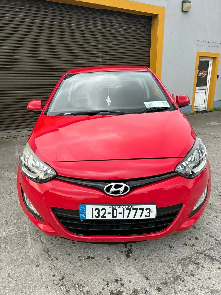 Hyundai i20 Petrol 3 Door with NCT - Image 3