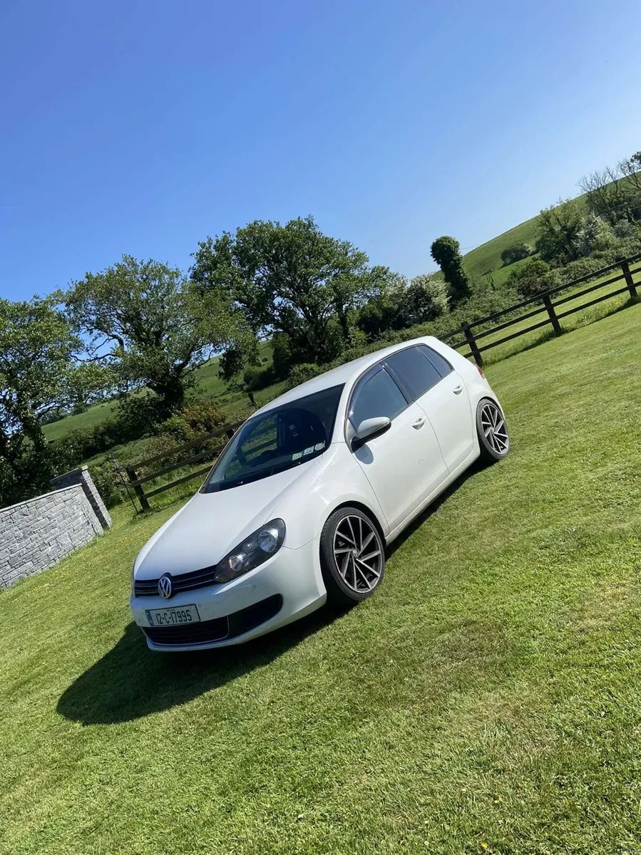 Volkswagen Golf 2012 - Image 1