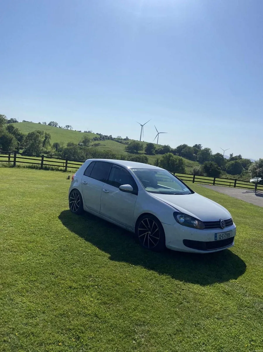 Volkswagen Golf 2012 - Image 2